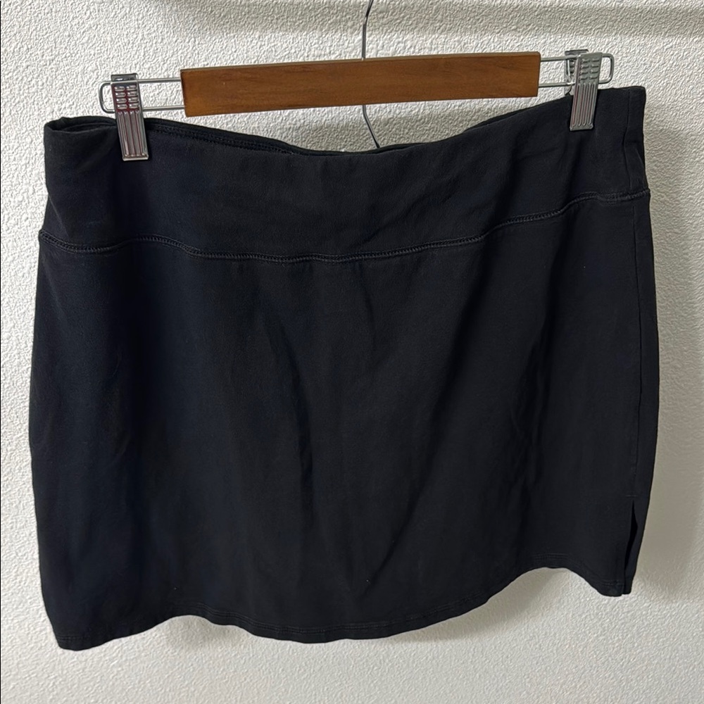 Athletic Works Classic Black Women's Skirt / Skort - Women’s Size L